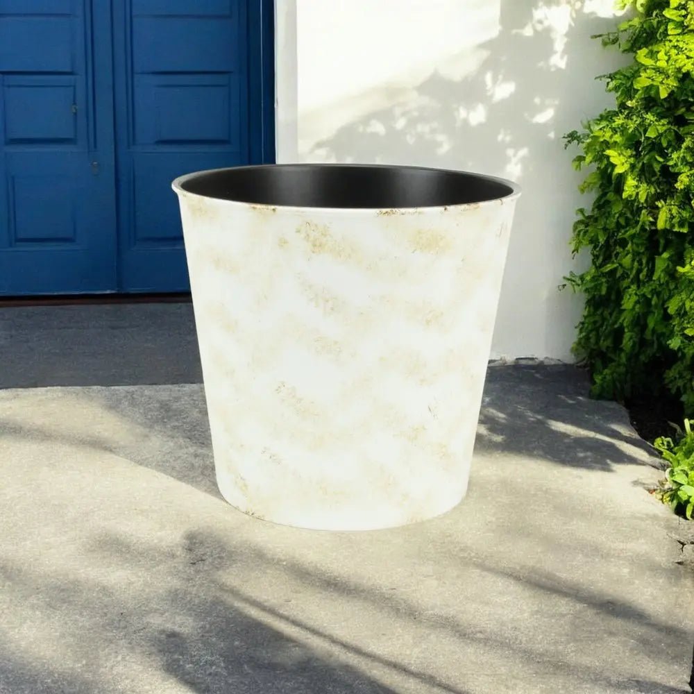 11" Cream Chevron Recycled Plastic Indoor Outdoor Round Pot Planter - NOBLE HOME INTERIORS