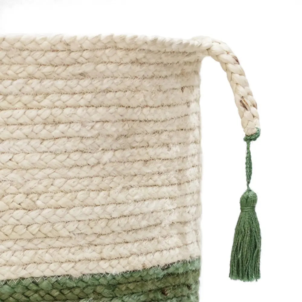 19" White Jute Basket - NOBLE HOME INTERIORS