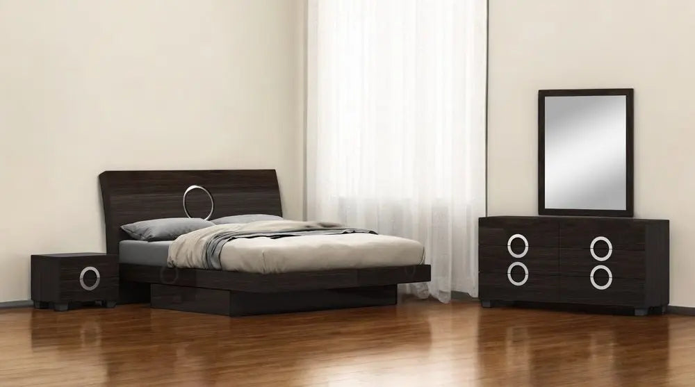 Four Piece Wood Brown Solid Wood Bedroom Set With Mirror HomeRoots