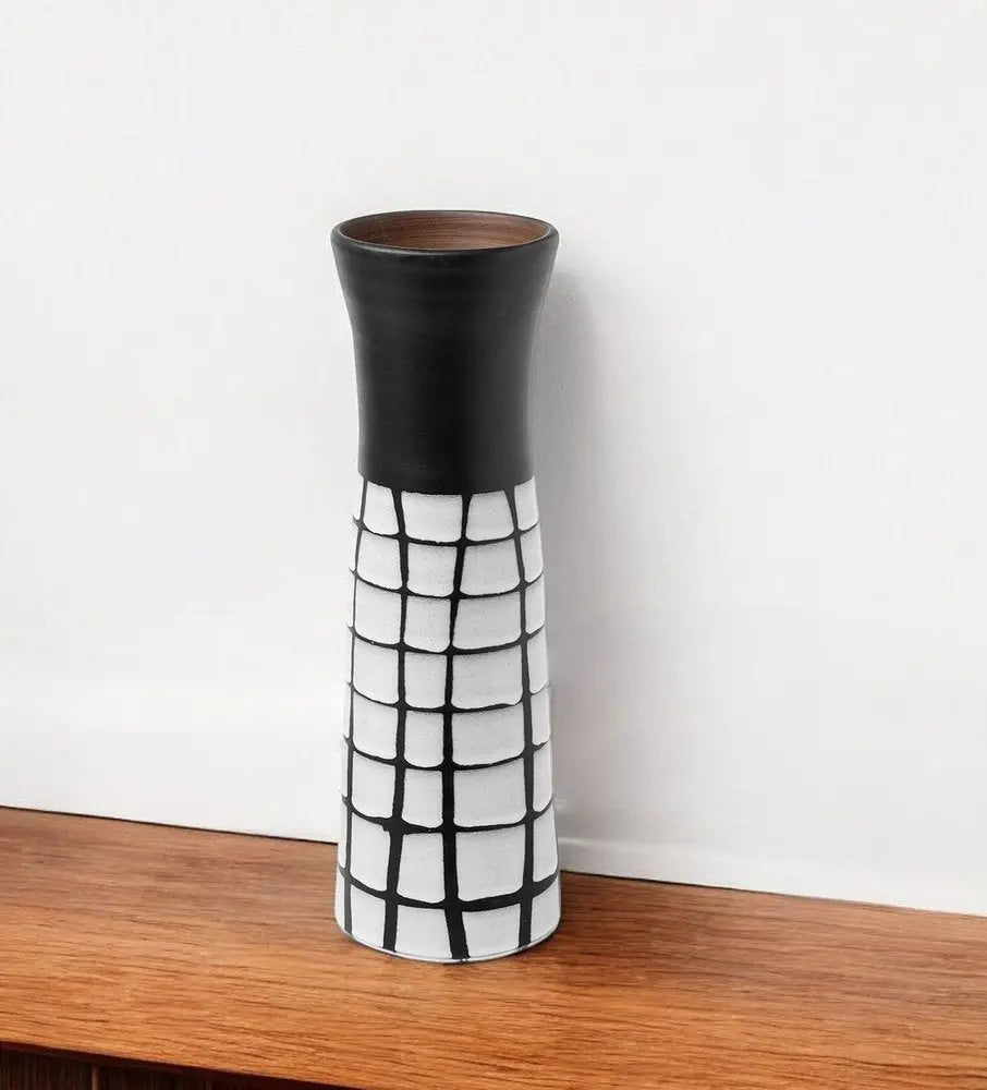 24" Black And White Abstract Cylinder Ceramic Table Vase HomeRoots