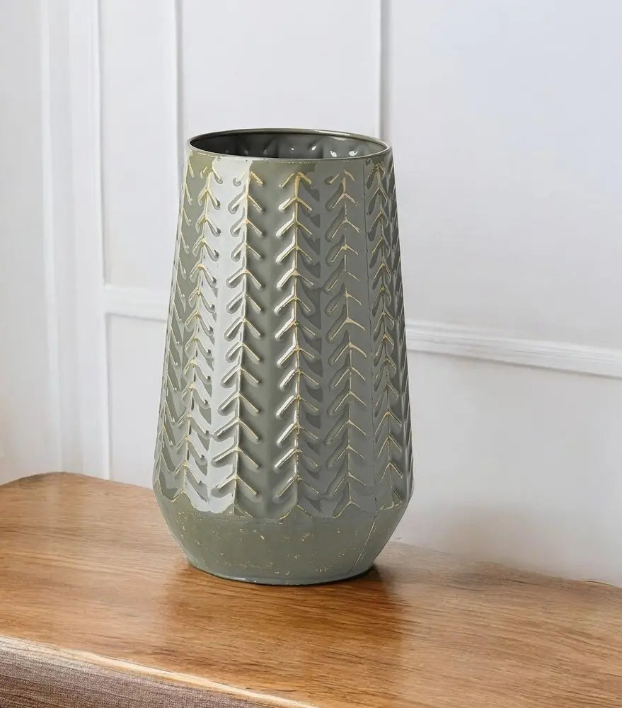 11" Green Abstract Cylinder Metal Table Vase HomeRoots