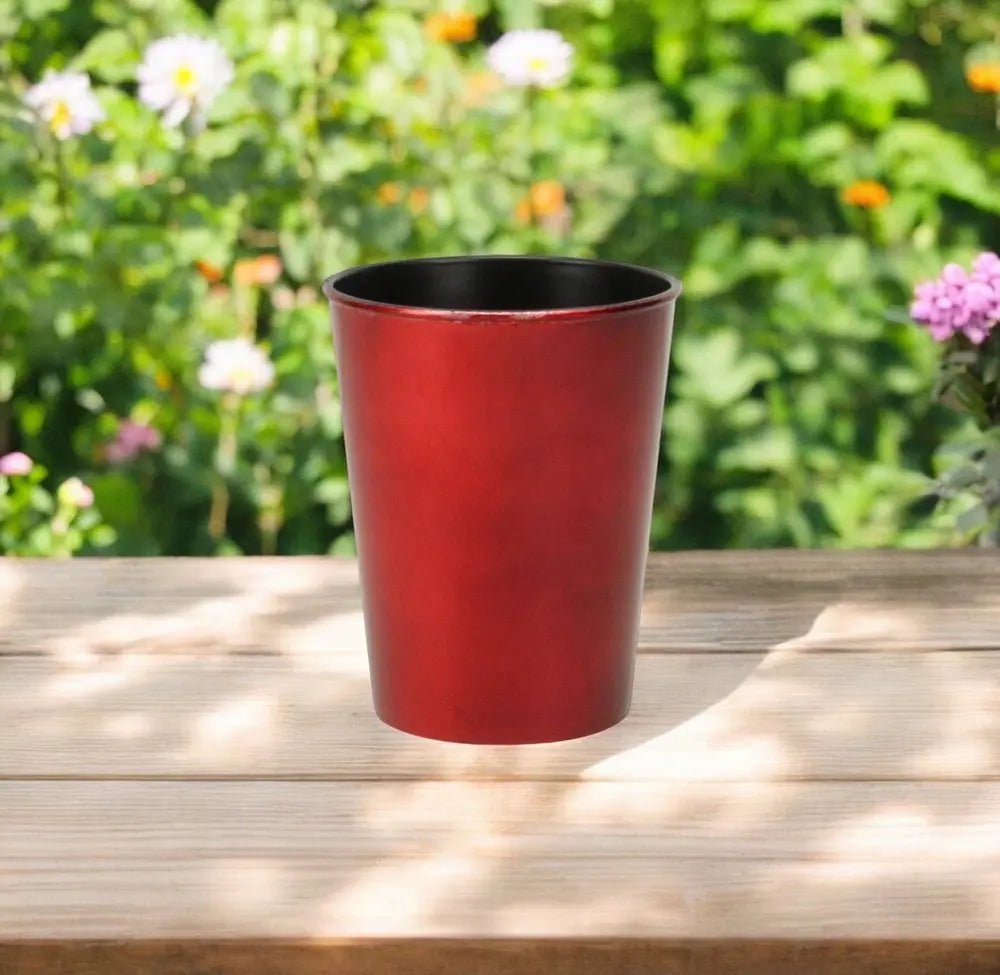 5" Red Recycled Plastic Indoor Outdoor Round Pot Planter - NOBLE HOME INTERIORS