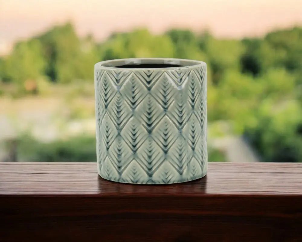 6" Green Geometric Ceramic Indoor Outdoor Round Pot Planter - NOBLE HOME INTERIORS