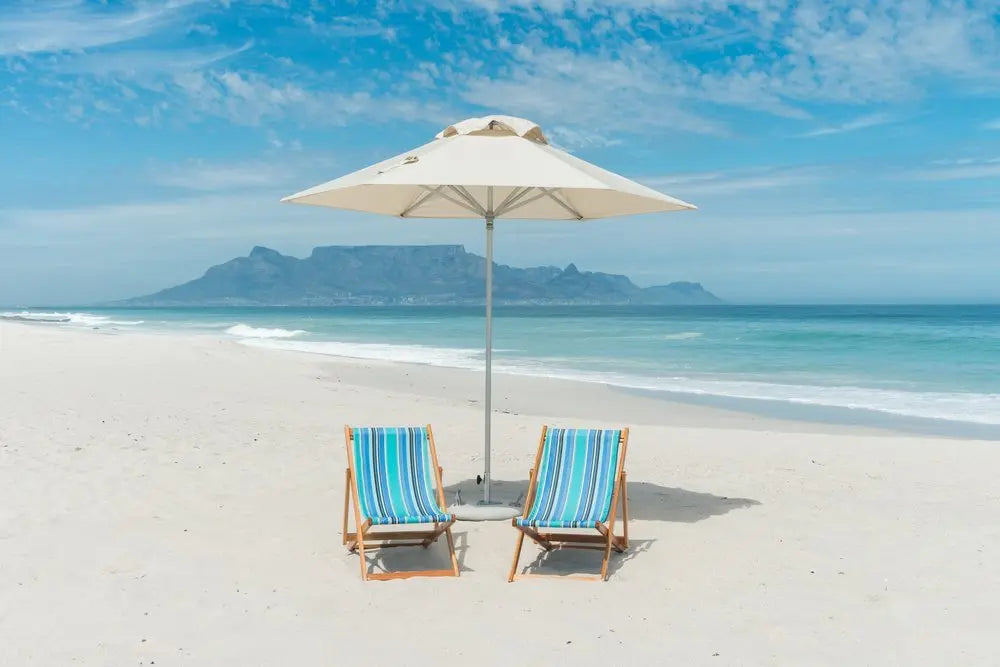 9' White Polyester Round Market Patio Umbrella - NOBLE HOME INTERIORS